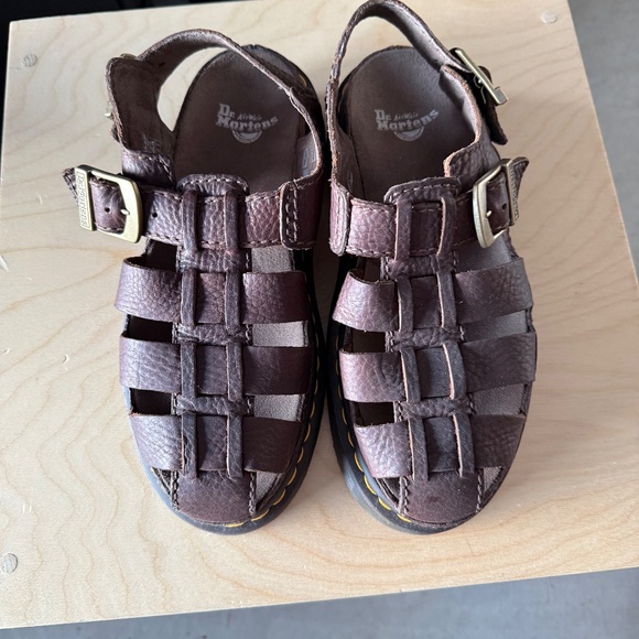 Dr martens Wrenlie grizzly fisherman sandals sz 7 womens - Picture 4 of 12